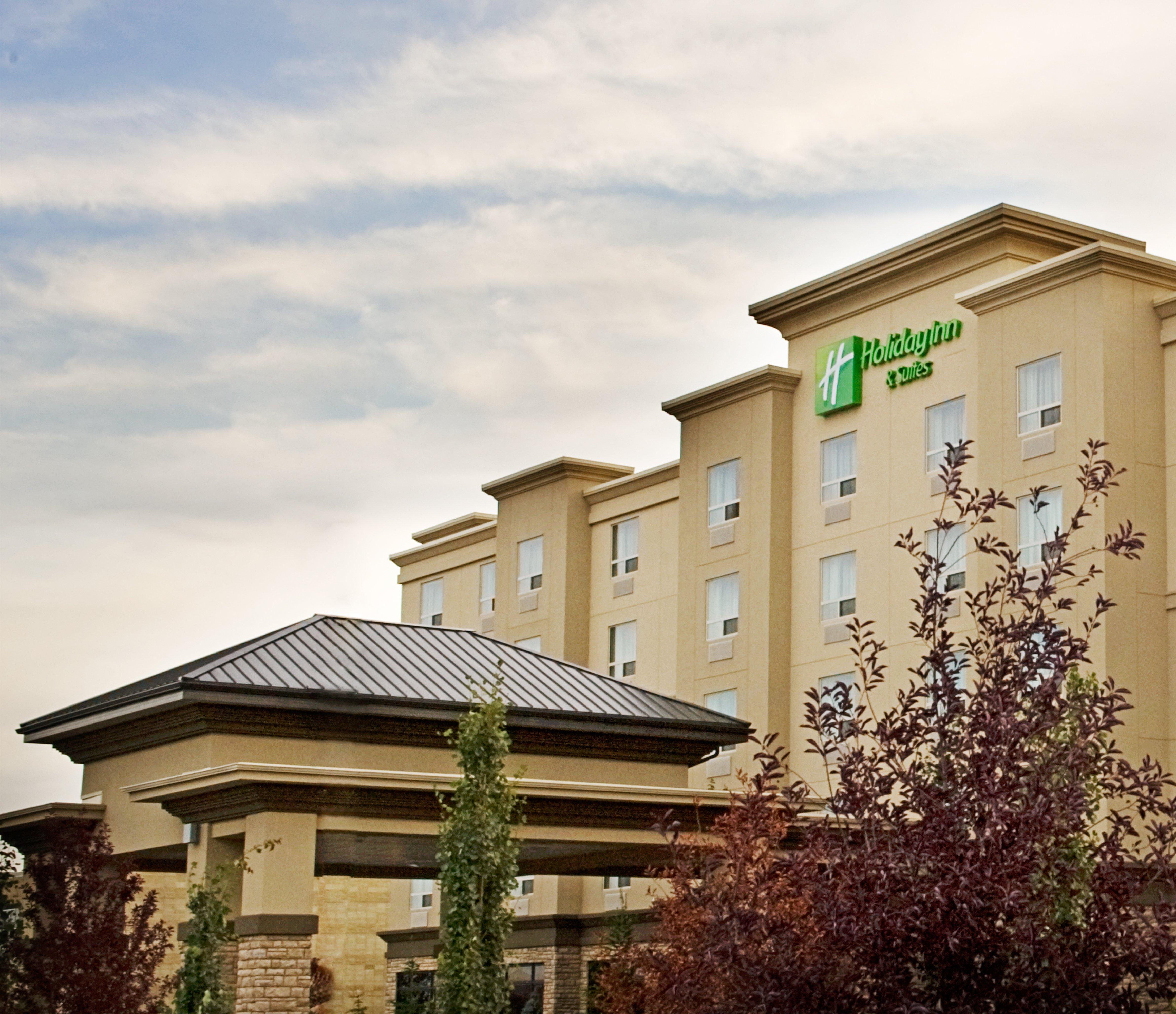 Holiday Inn Hotel & Suites-West Edmonton, An Ihg Hotel Exterior photo